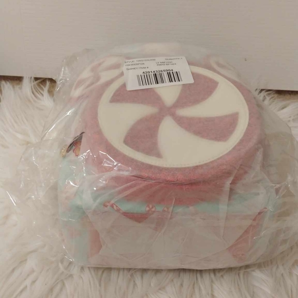 🎄FIRM! NWT DISNEY PARKS LOUNGEFLY 2022 CHRISTMAS HOLIDAY MICKEY MOUSE MINI BACK - Picture 8 of 9